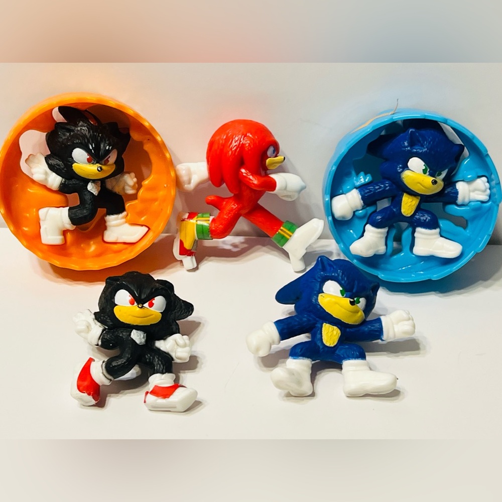 Blue Sonic Hedgehog Action Figures or Cake Toppers Lot Of Five